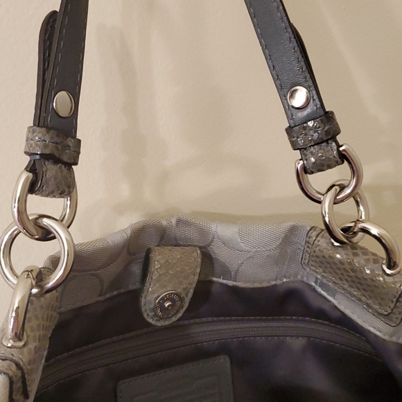 Coach - Picture 6 of 12